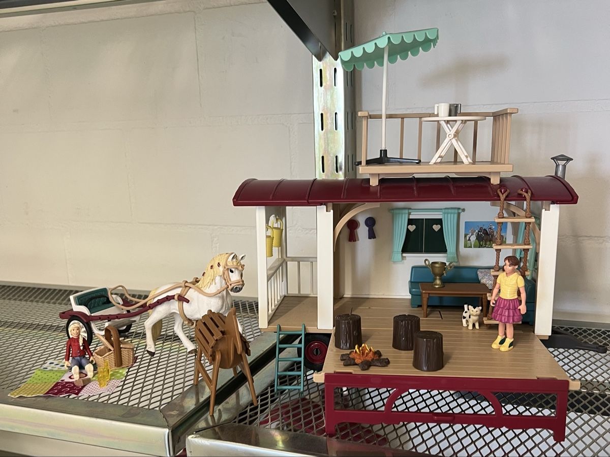 Schleich Giocattoli: Schleich Wohnwagen Kutsche – Usato da Dietwil venduto da sarn