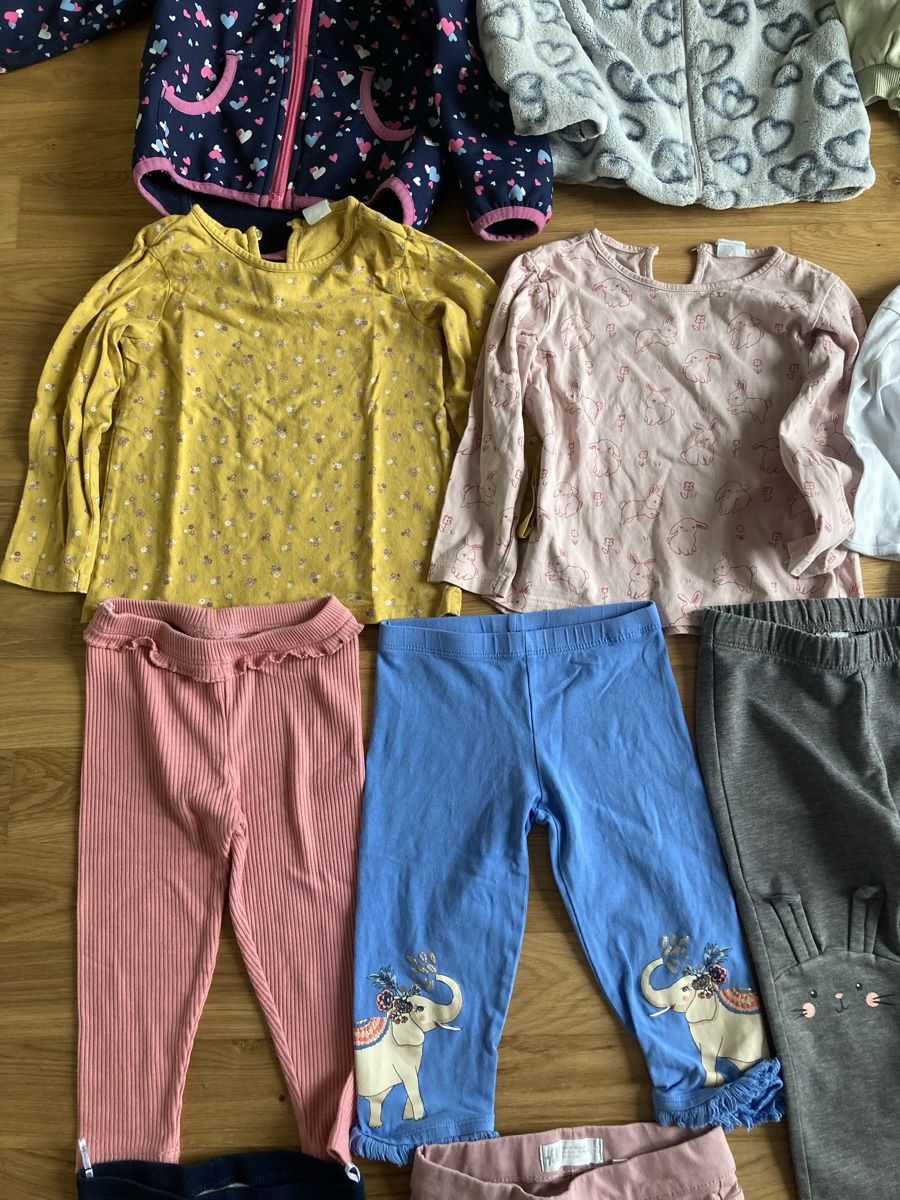Lotti & Set di vestiti: Mädchen Kinderkleiderpaket Grösse 86/92  – Usato da Staad SG venduto da gab_7dr9 5