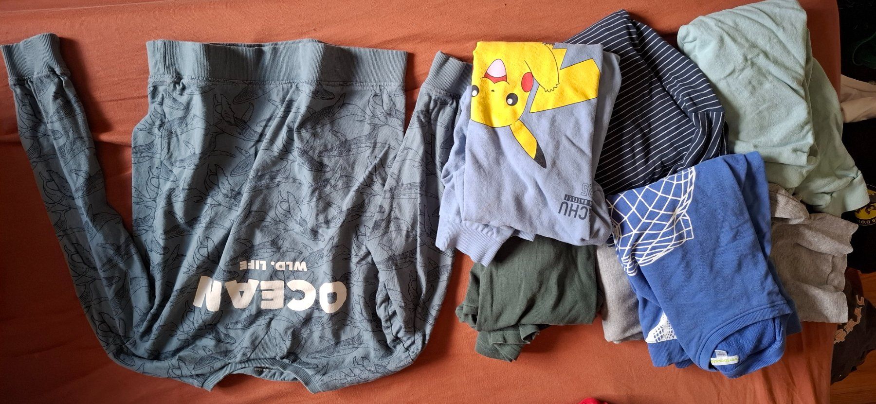 Lotti & Set di vestiti: Habits garçon 10-12 ans – Usato da Genève venduto da kannatta110 4