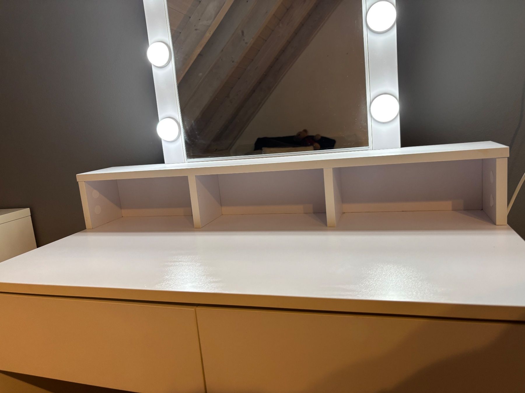 Tavoli da trucco: Schminktisch mit LED-Spiegel – Usato da Regensdorf venduto da go10 5