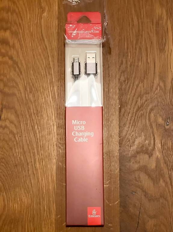 Caricabatterie: Câble pour charge/synchroniser Samsung/Android/Blackberry – Usato da Genève venduto da JWLIU 2