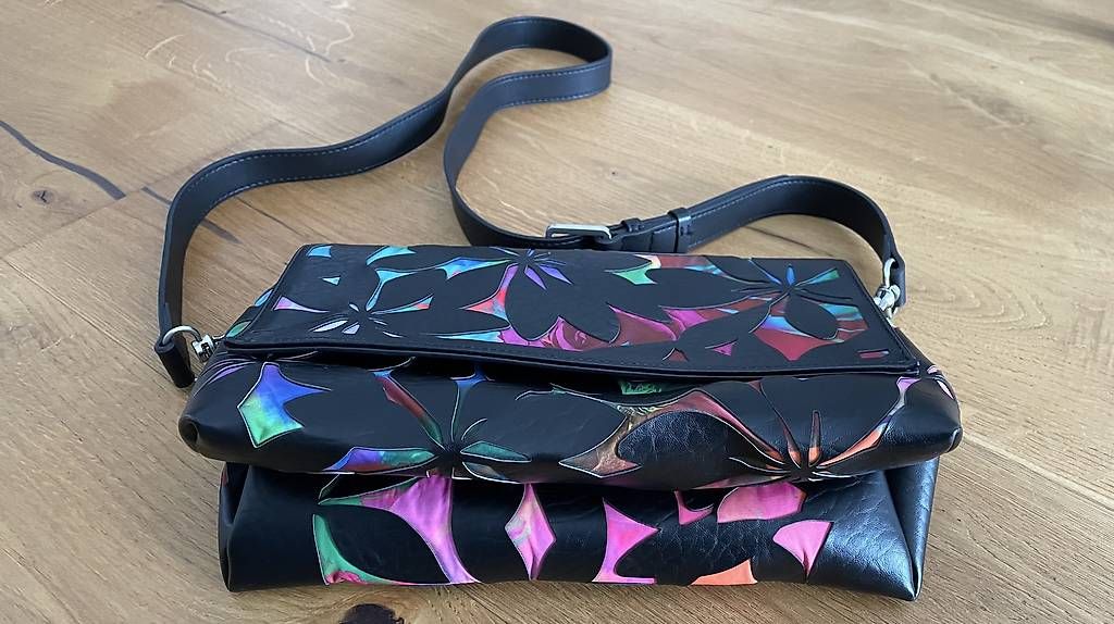 Desigual Borse da donna: Umhängetasche Desigual – Usato da Niederteufen venduto da Heidi23 1