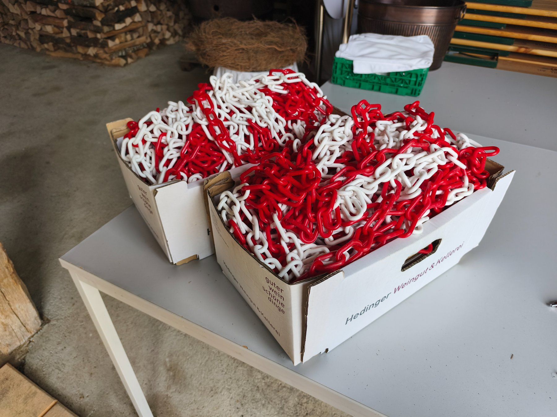 Tous les outils: Absperrketten Plastik rot/weiss – D'occasion à Merishausen par Horse