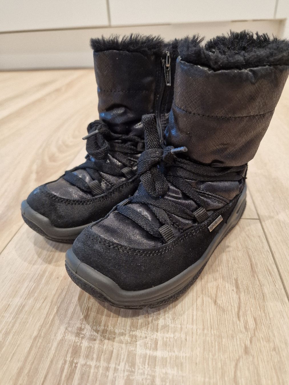 Geox Scarpe per ragazzi: Winterstiefel Primigi Mädchen Goretex nr. 28 – Usato da Flurlingen venduto da Emanuele_Borla 8