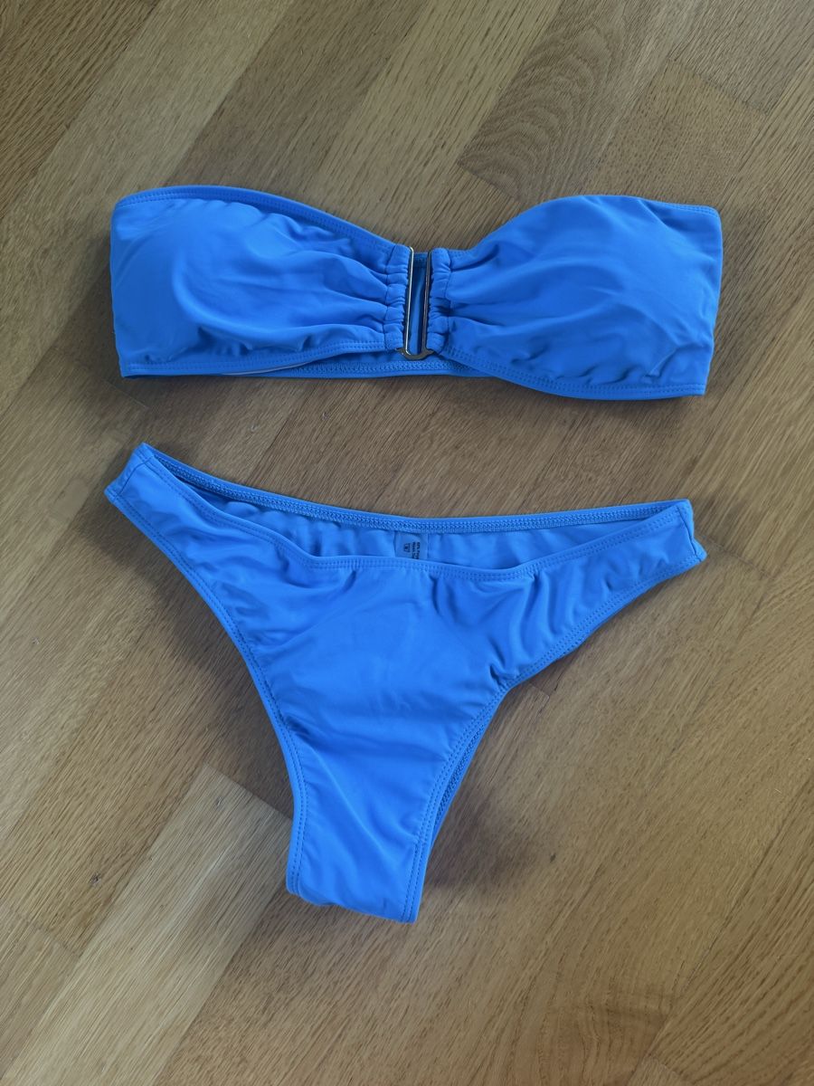 Badekleider & Bikinis: Bikini Trägerlos blau Grösse S – Neu (gemäss Beschreibung) aus Männedorf von mariadelrocioeberle