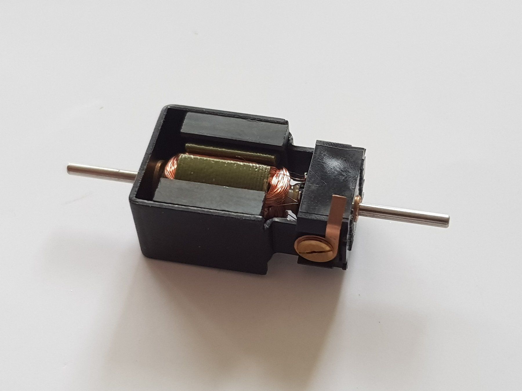 Moteurs: Mashima Motor M-24F (2) – Neuf (Voir description) à Luzern par inca55 1