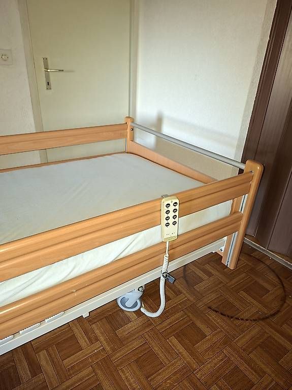 Betten: LETTO ARTICOLATO – Gebraucht aus Poschiavo von incontro 2