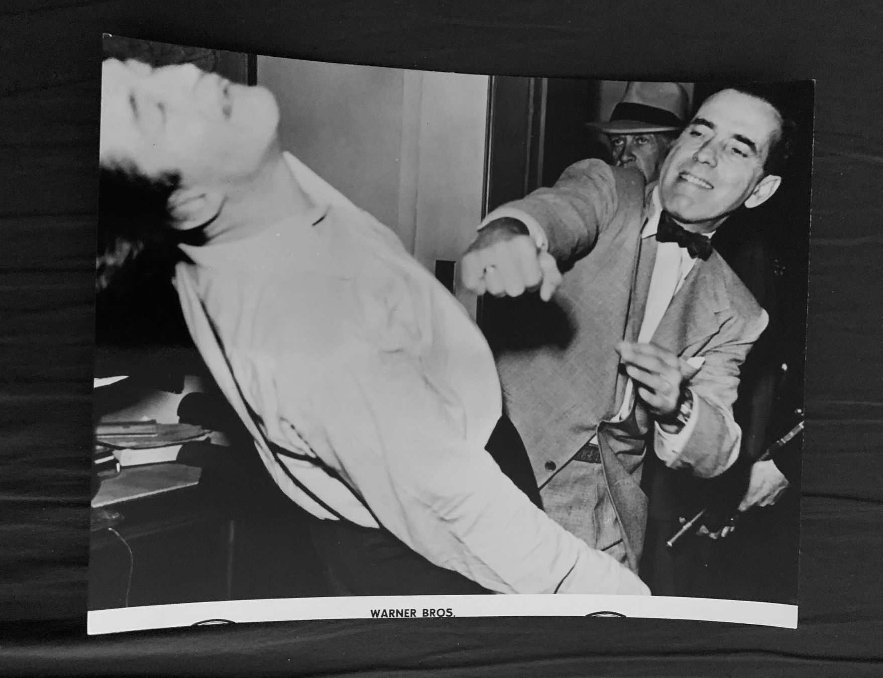 Poster & Bilder: Foto Alan Ladd & William Bendix in the Glass Key – Gebraucht aus Bern von Artbrokerswitzerland