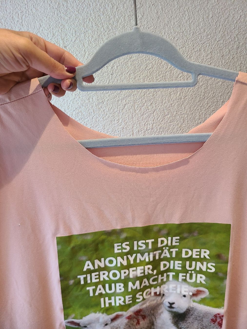 T-shirt: Stylischer Damen T Shirt – Usato da Zihlschlacht venduto da Sun25 2