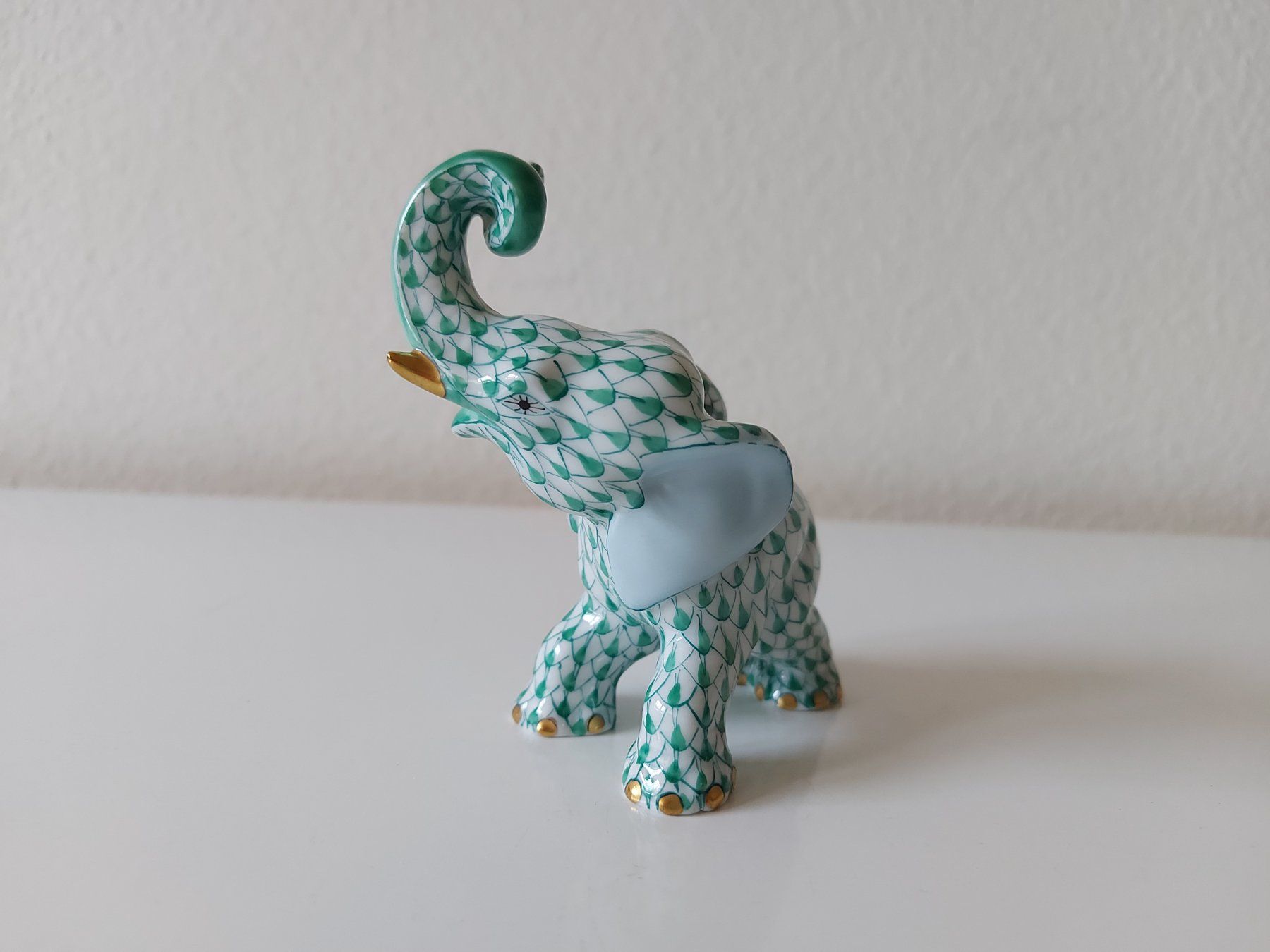 Herend Statuette: Herend  Hungary  Porzellan  Elefant  fishnet grün – Nuovo (secondo la descrizione) da Zürich venduto da Daniel517 1
