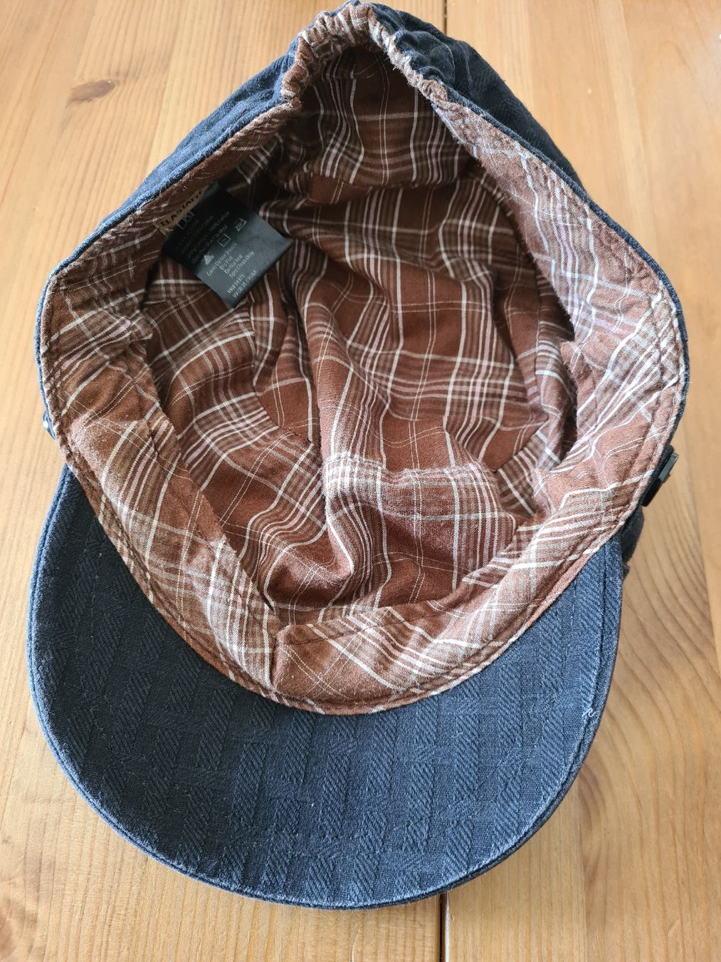 Autres vêtements femmes: Basecap Grösse One Size, dunkelgrau, Sommer-Accessoire – D'occasion à Horw par Mirii91 1