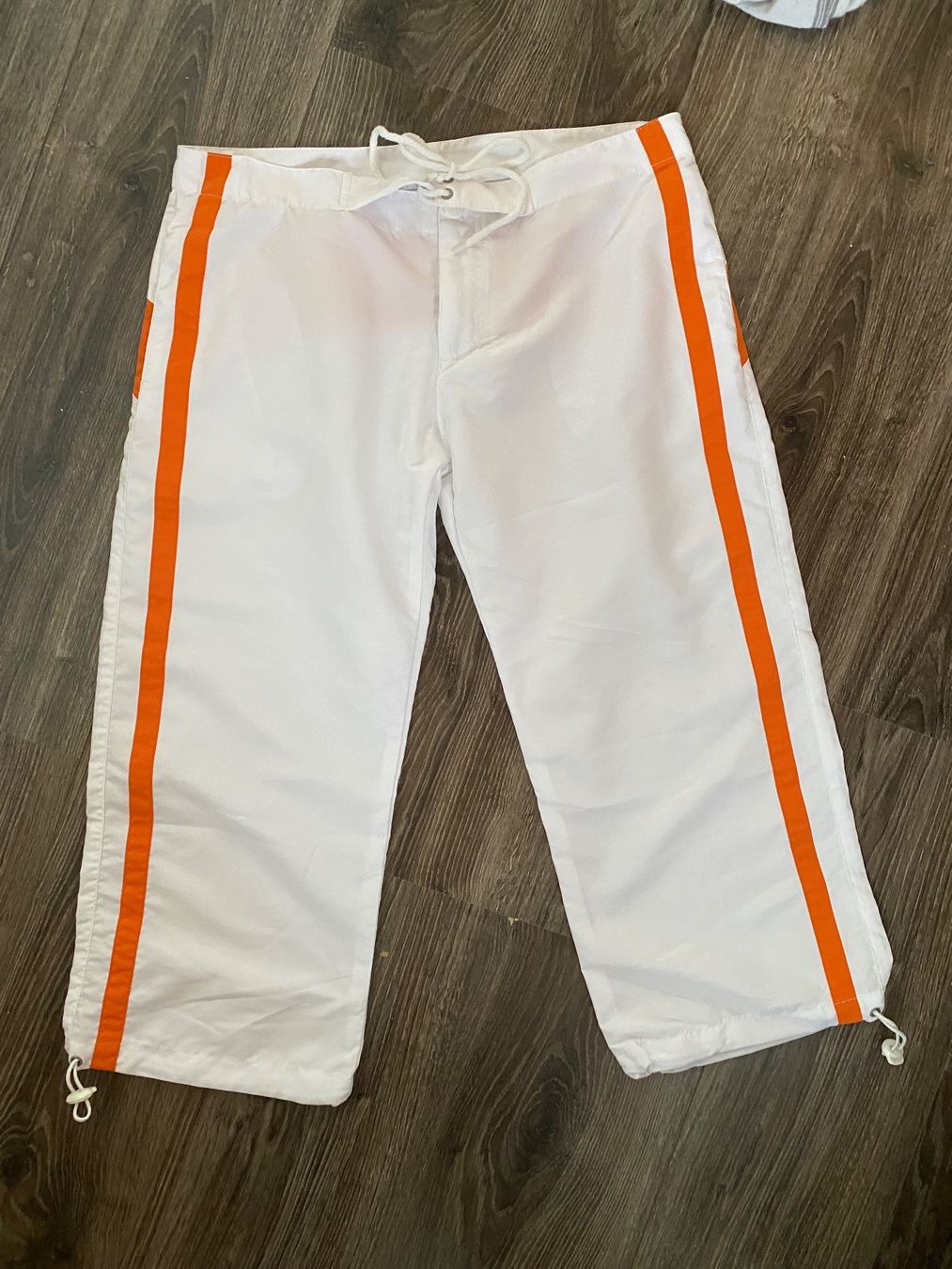 Pantaloni: Bermuda T 40 neuf – Usato da chermignon venduto da pioupioumf 1