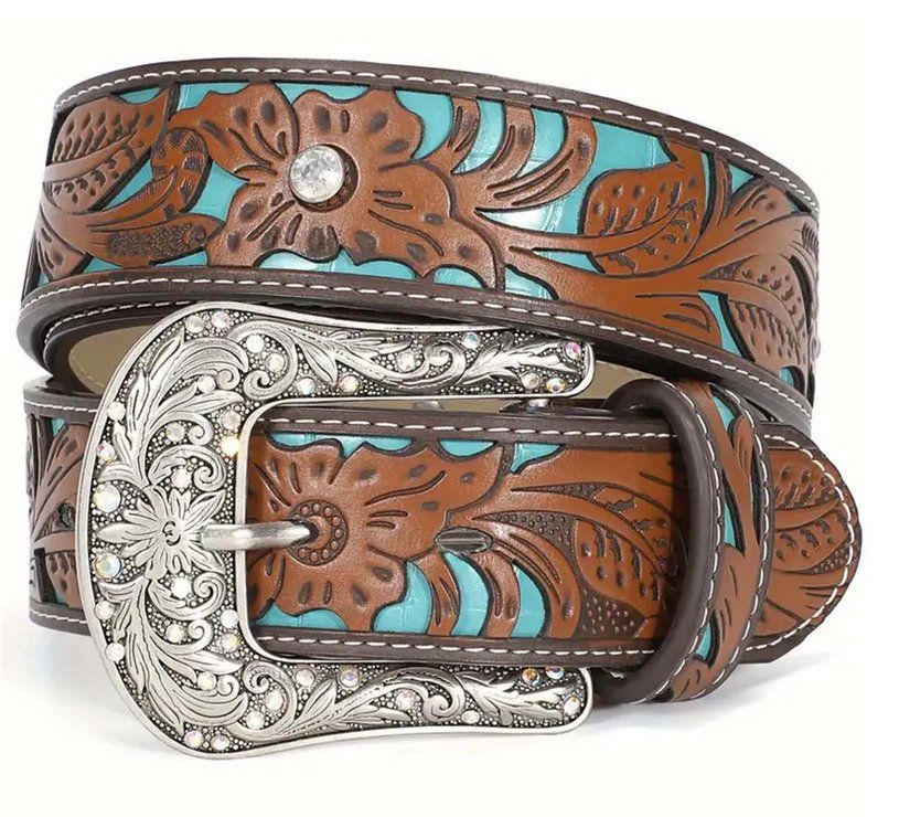 Cinture: Gürtel im Western-Boho-Stil mit Nieten – Nuovo e nell'imballaggio originale da Lausanne venduto da FASHION-WORLD-SHOP 1