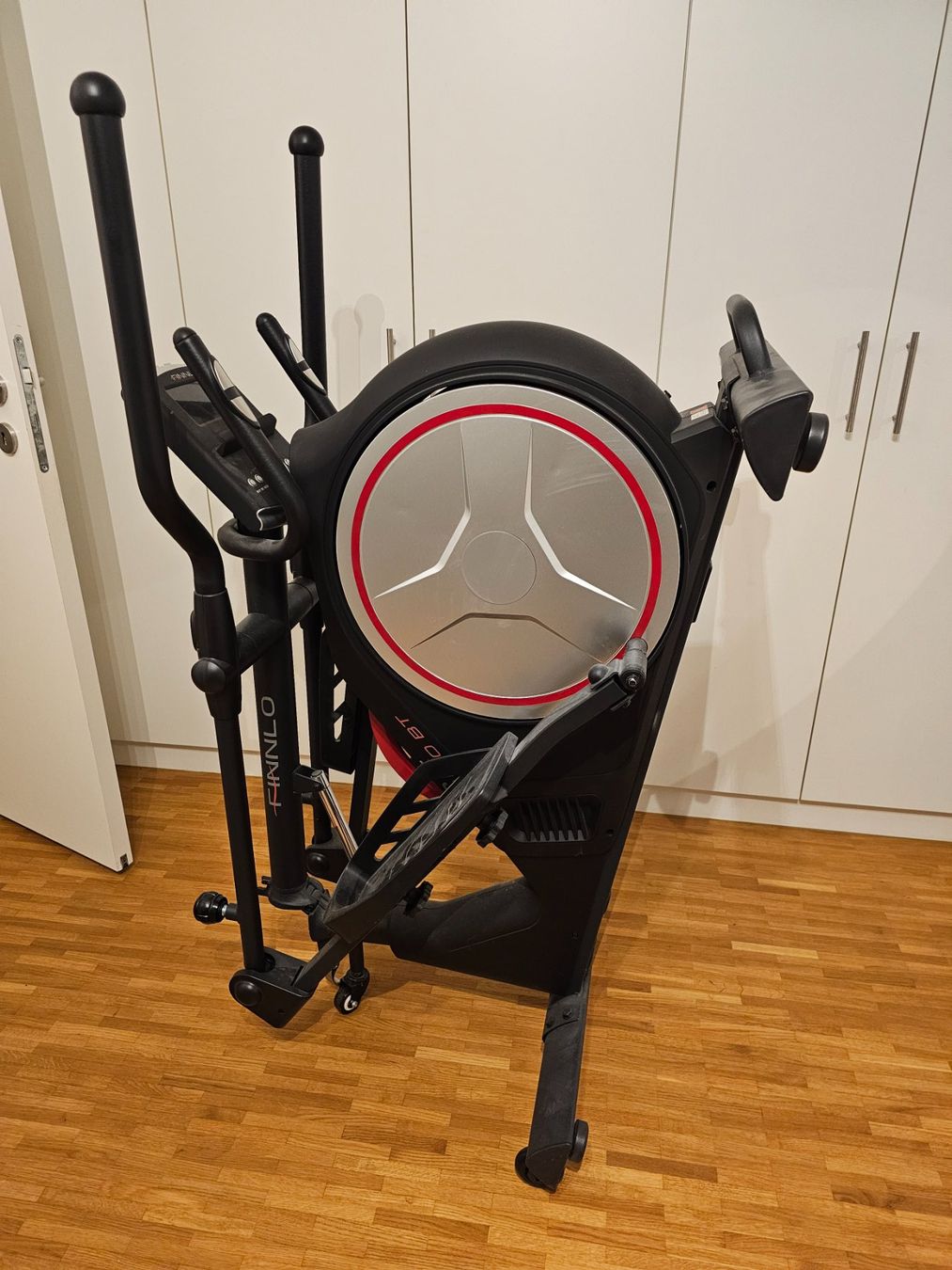 Finnlo Hometrainer: Crosstrainer Finnlo CleverFold70 BT – Gebraucht aus Winterthur von muggchri 1