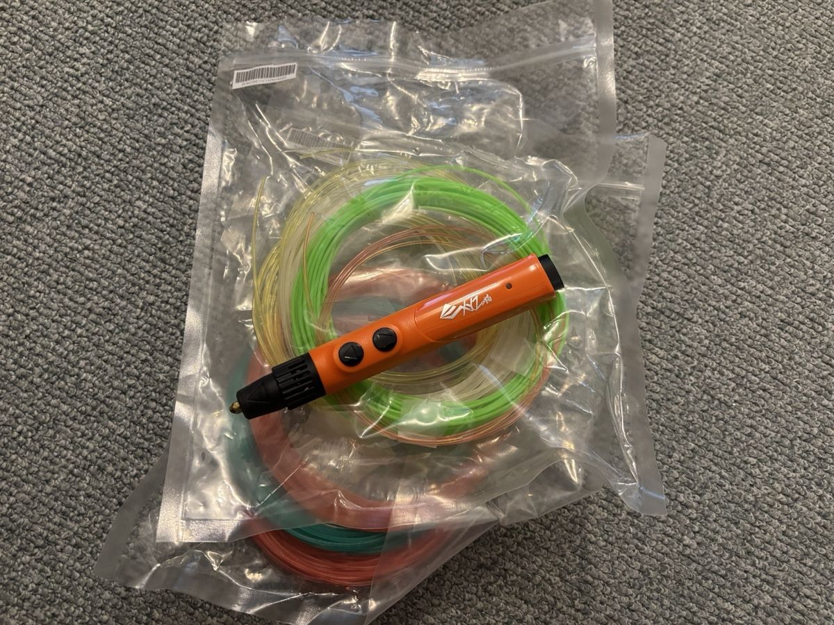 XYZprinting Imprimante 3D: 3D-Druckstift mit Filamentrollen ohne Kabel – D'occasion à Unterseen par nicfab0303