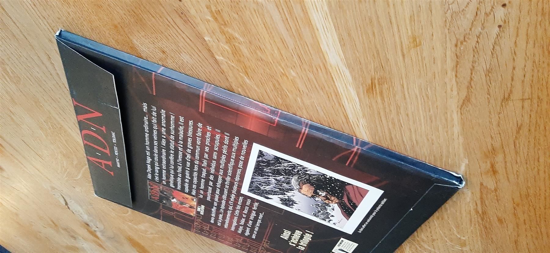 Fumetti: A.D.N. tome 3: Révélations (Edition Original 2006) – Usato da Affoltern am Albis venduto da Sabinezc 2