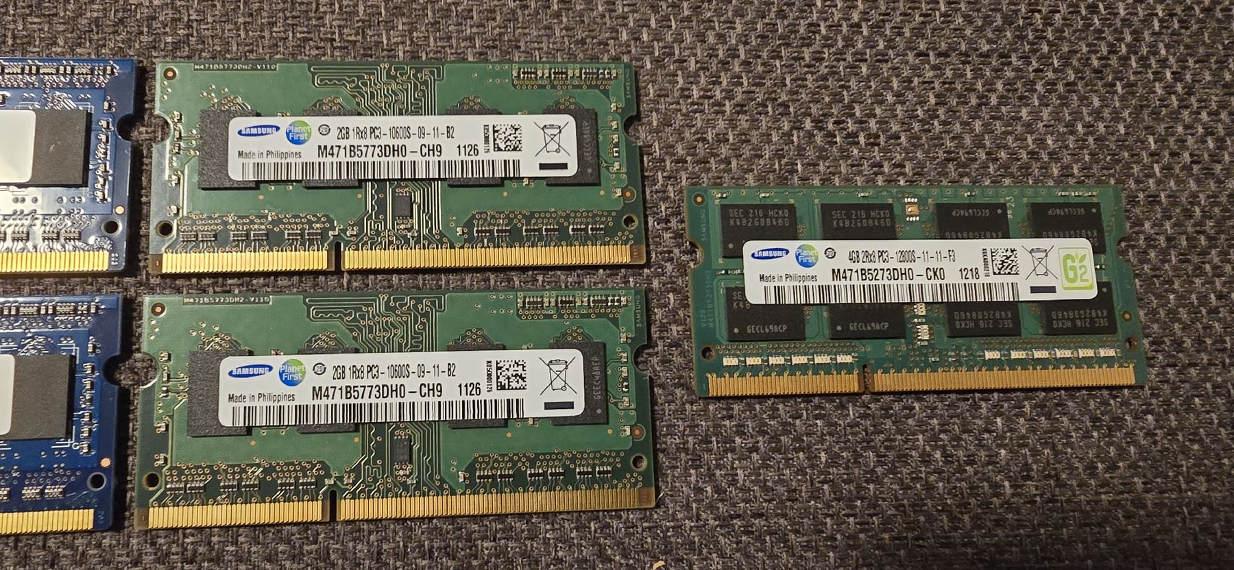 Notebook: 6x 2Gb + 1x 4Gb RAM – Usato da La Tour-de-Peilz venduto da Chevagara 1