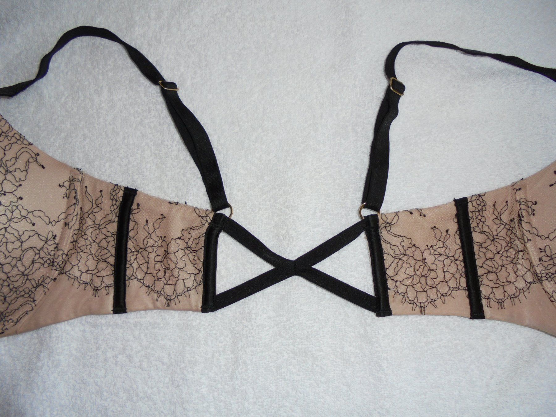 Victoria's Secret Altra biancheria intima: VICTORIA'S SECRET BH GRÖSSE 34 DD / 75 E – Usato da Aarau Rohr venduto da PinkSchwein 4