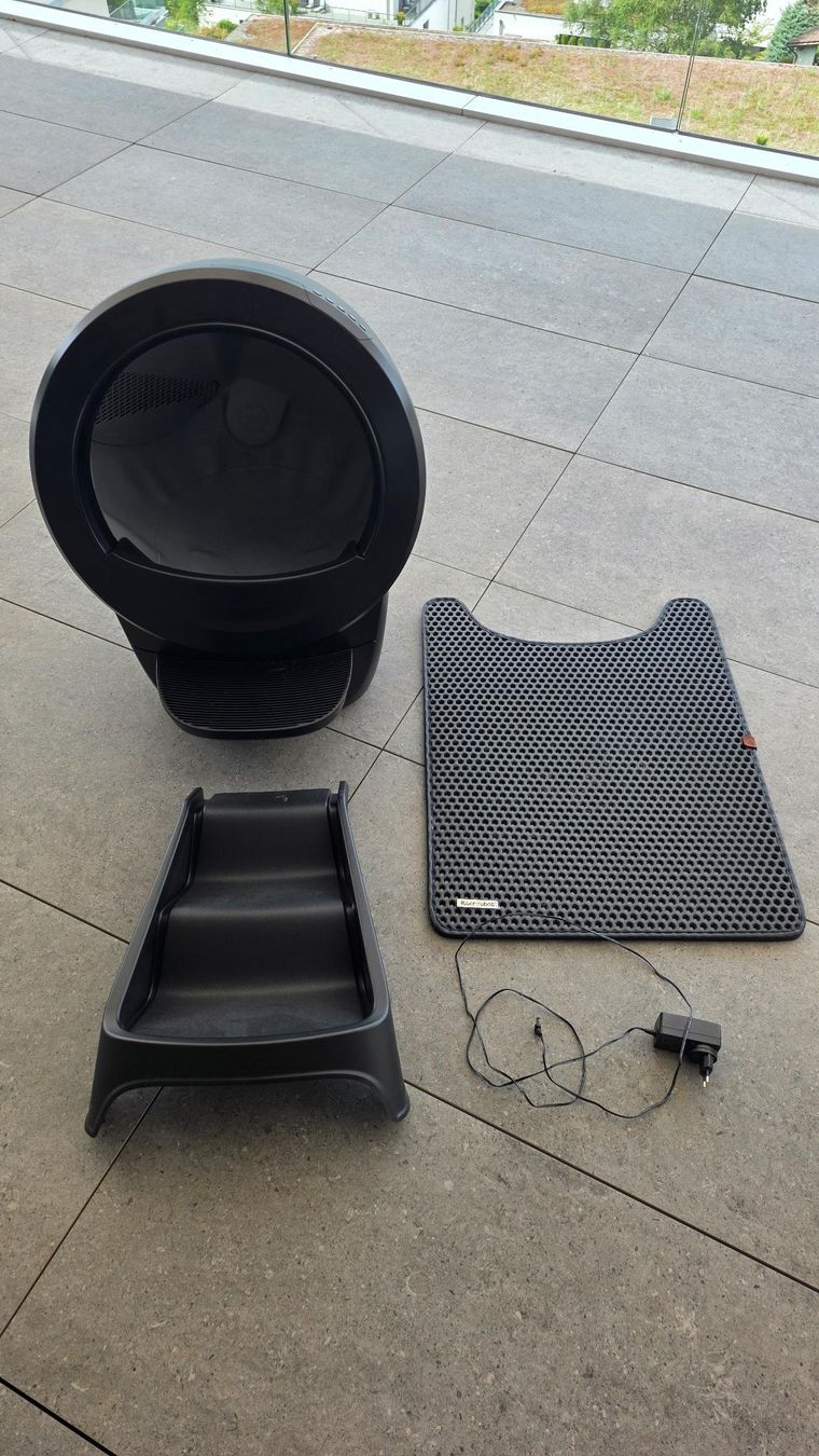 WC: Whisker Litter-Robot 4 Self-Cleaning Litter Box – Usato da Walchwil venduto da liro149 1