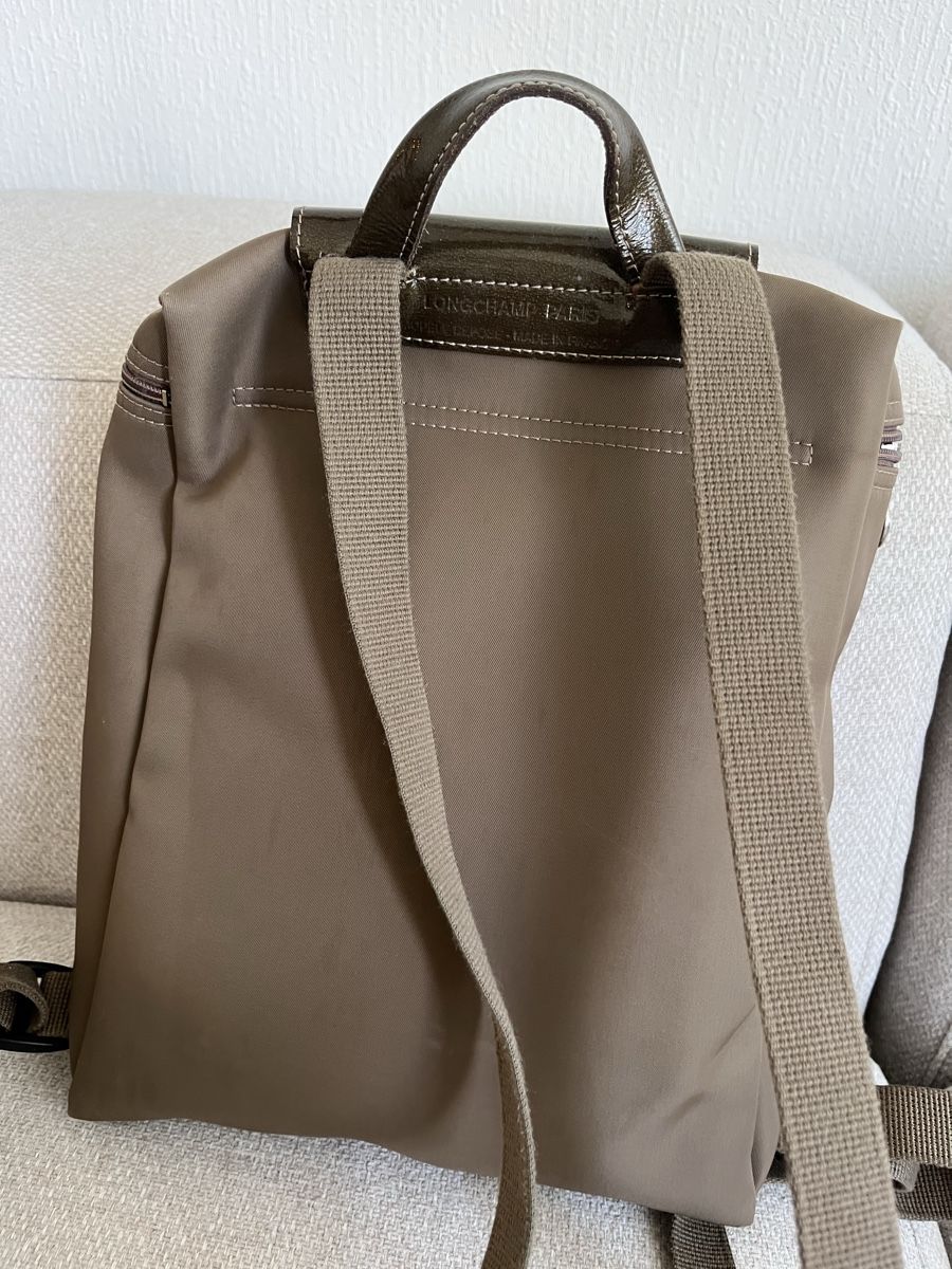 Longchamp Zaini: Longchamp backpack brown patent leather nylon used – Usato da Lausanne venduto da Danash 2