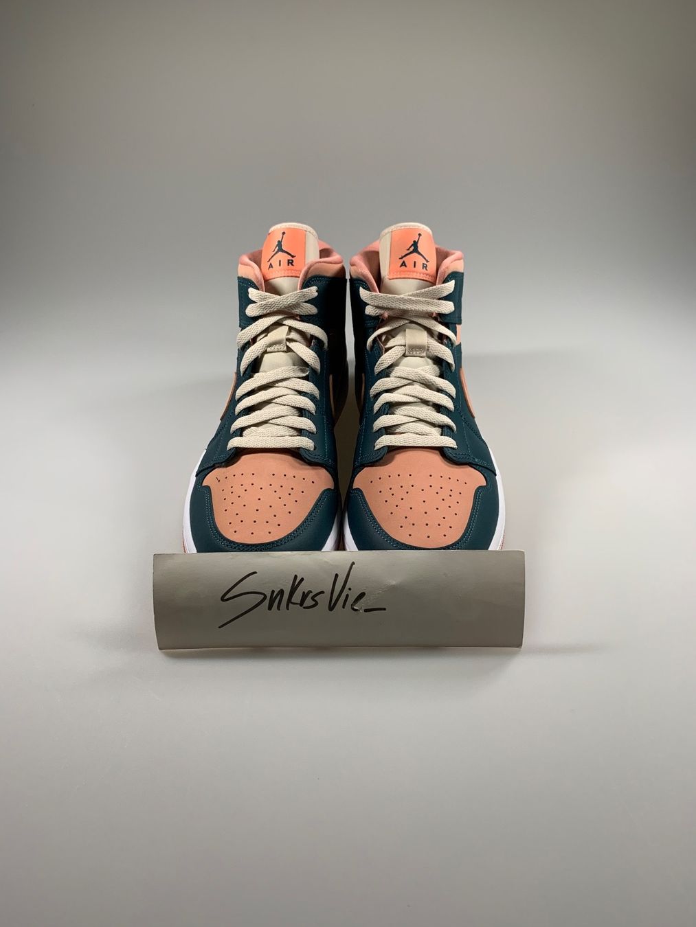 Jordan Scarpe da donna: Jordan 1 Mid Dark Teal Green - Size 43 eu – Nuovo e nell'imballaggio originale da Thörishaus venduto da SnkrsVie 6