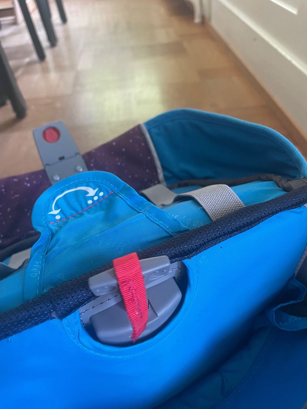 Step by Step Kindertaschen: Schulranzen Step by Step, blau mit Sternen – Gebraucht aus Zug von bigu81 2