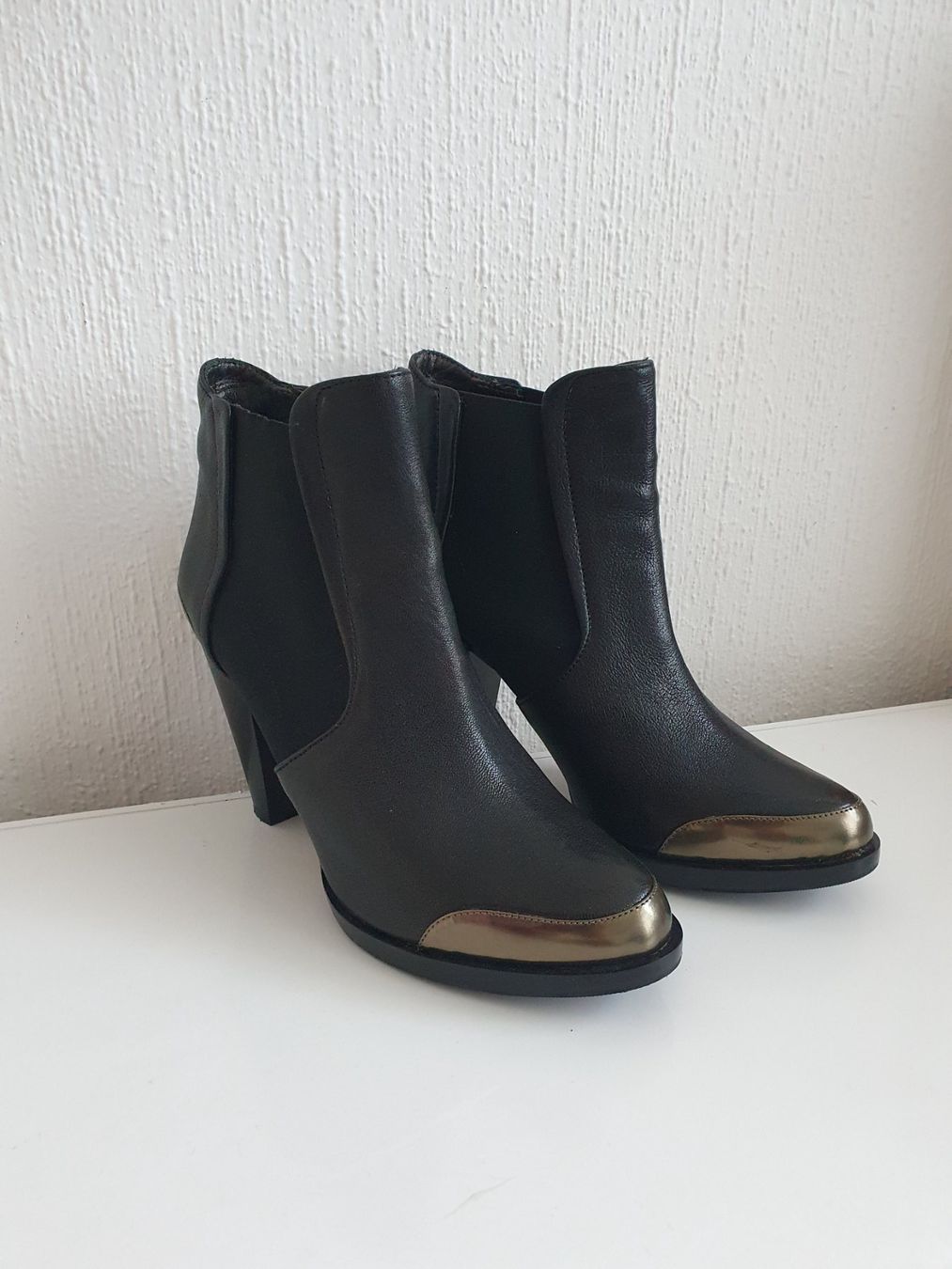 Navyboot Damenschuhe: Bottines noires à talons hauts Navyboot, pointure 39 – Neu (gemäss Beschreibung) aus Prilly von RoDyRe 2