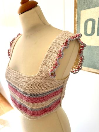 Bustier fait main en crochet