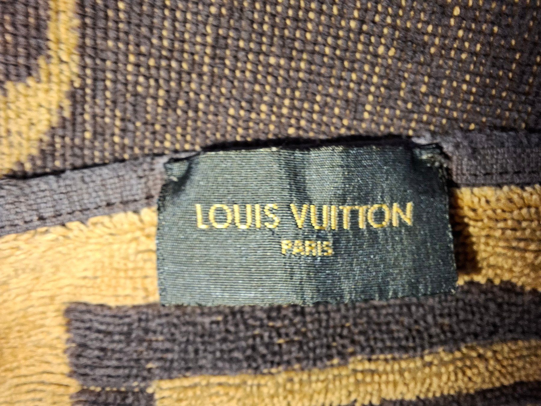 Teli da bagno: LOUIS VUITTON BADETUCH MONOGRAM – Usato da Biberist venduto da Soleda67 2