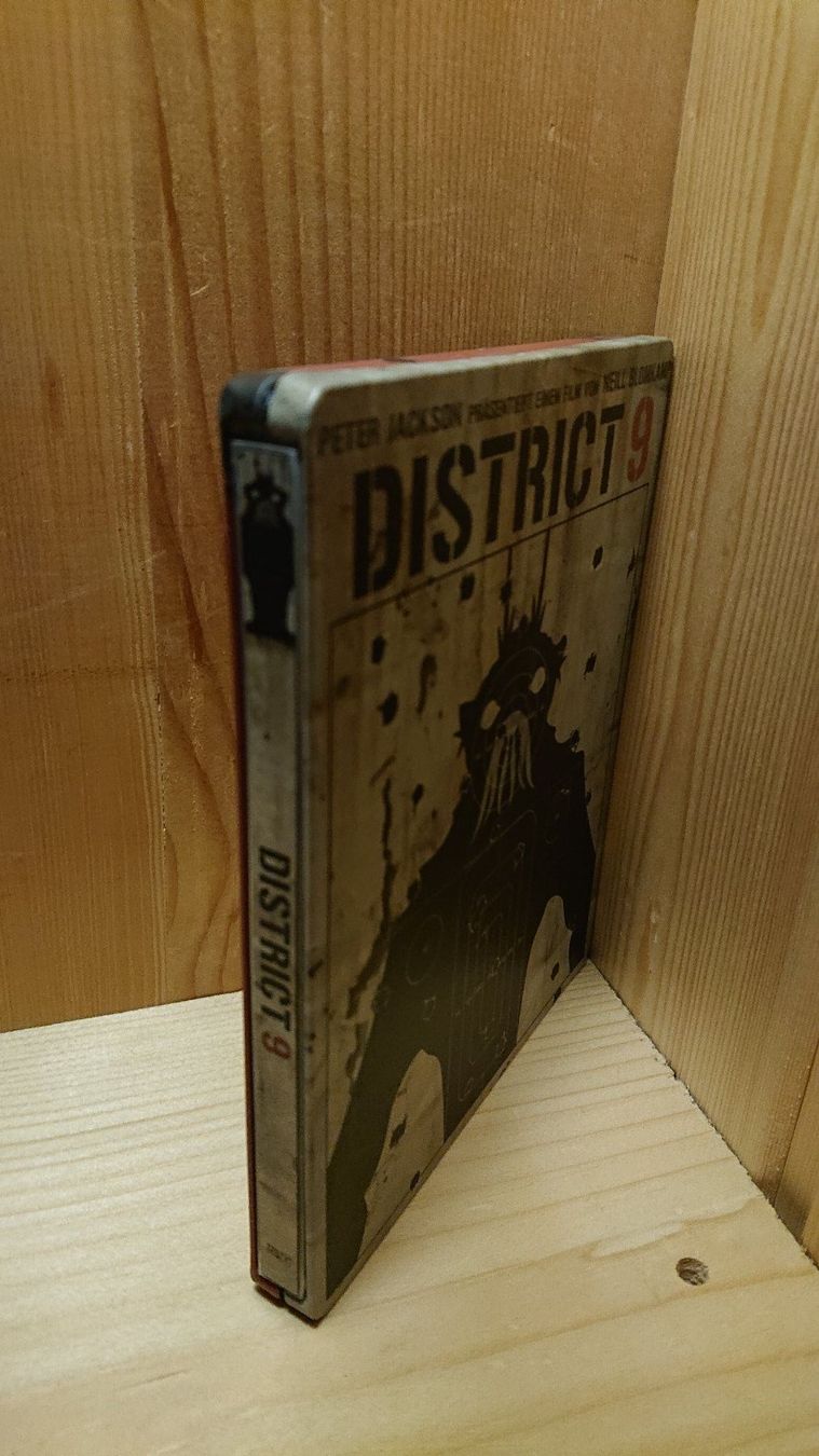 Tutti i DVDs: DISTRICT 9 Blu-Ray Steelbook – Usato da Wilderswil venduto da Exebub 5