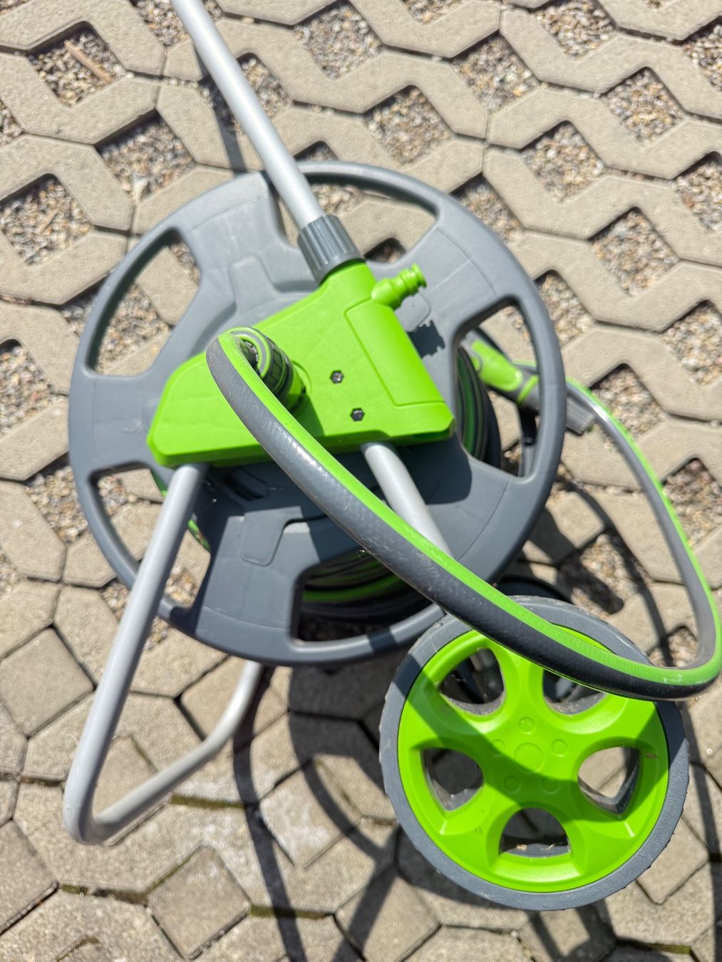 Tubi & Tubi flessibili: Gartenschlauch – Usato da Allschwil venduto da mapetitemaison 1
