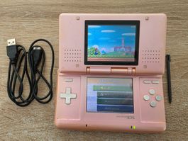 Nintendo DS in weiss/rosa