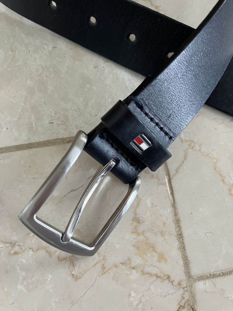 Tommy Hilfiger Sonstiges für Kind & Baby: dunkelblauer Gürtel Leder Tommy Hilfiger Grösse 65 – Gebraucht aus Jona von simsa02