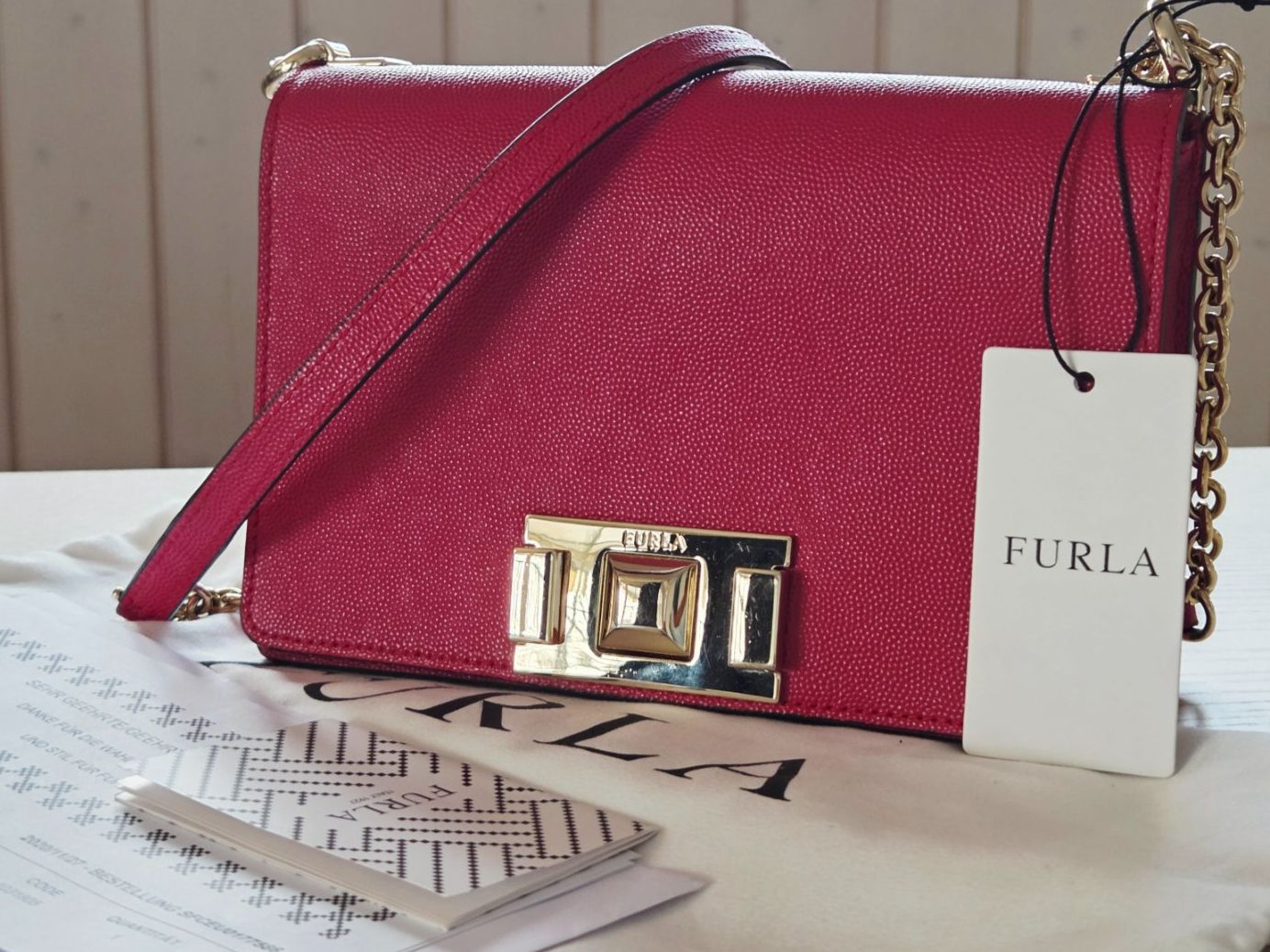 Furla Borse da donna: Furla Mimi Ruby Red mini / Rote Handtasche Schultertasche – Usato da Dietikon venduto da rvs_g9y7 1