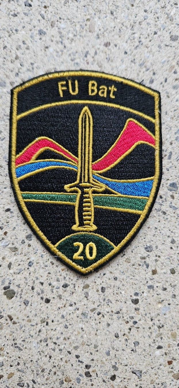 Schweizer Armee Placchette & Badge:  *** Badge FU Bat ohne Klett ***  – Nuovo e nell'imballaggio originale da Riedholz venduto da fr_sIruP