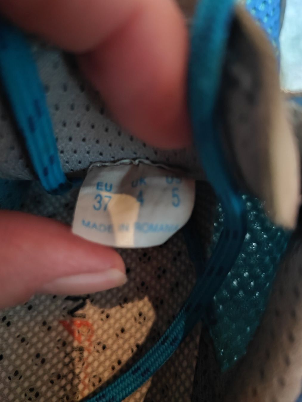 Scarpe per ragazzi: Trekkingschuhe  Grösse 37 – Usato da Grabs venduto da Margelchopf1 4