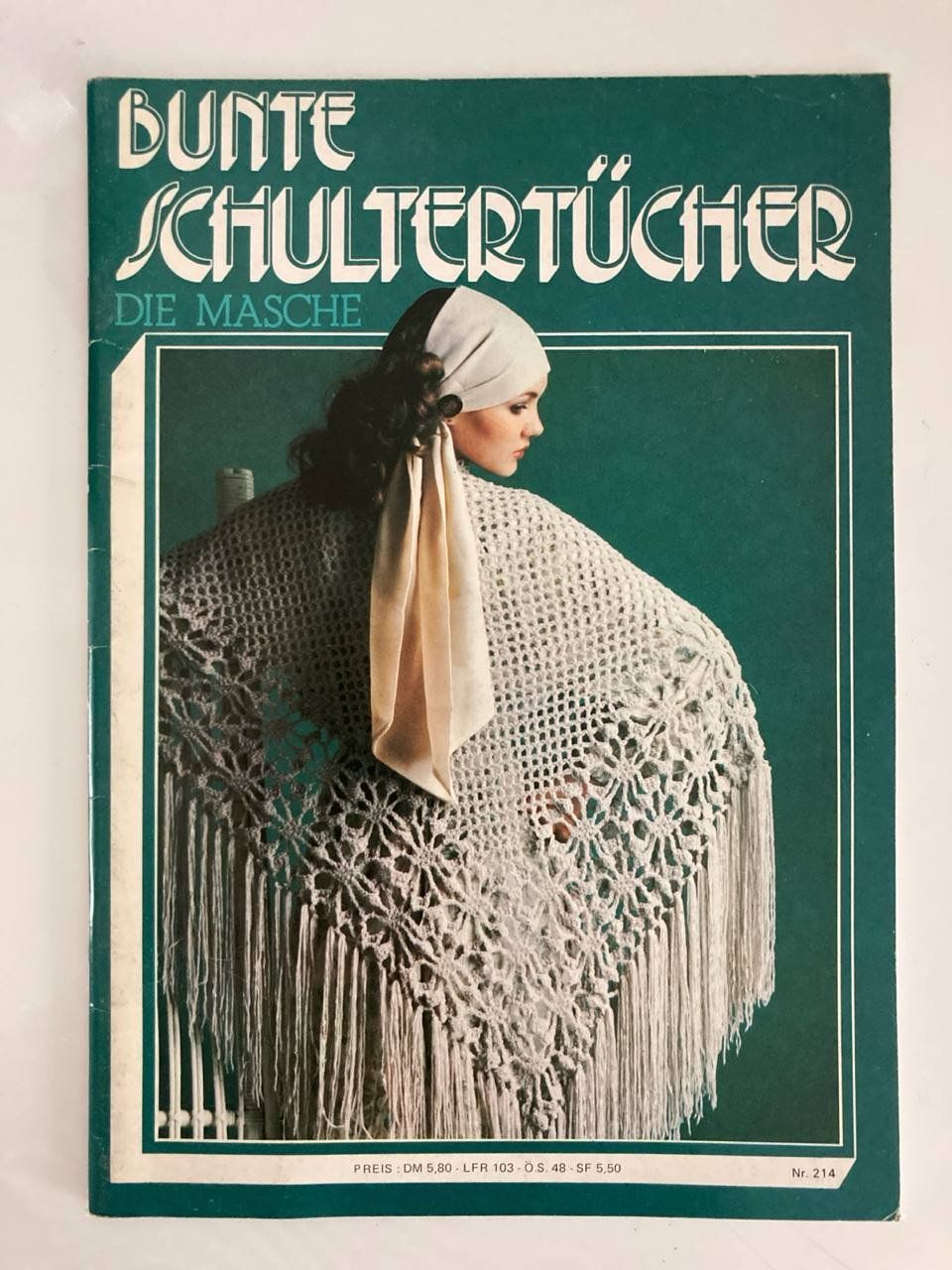 Riviste & Magazine: Bunte Schultertücher DIE MASCHE – Usato da Frauenfeld venduto da AlphaCentauri_369_