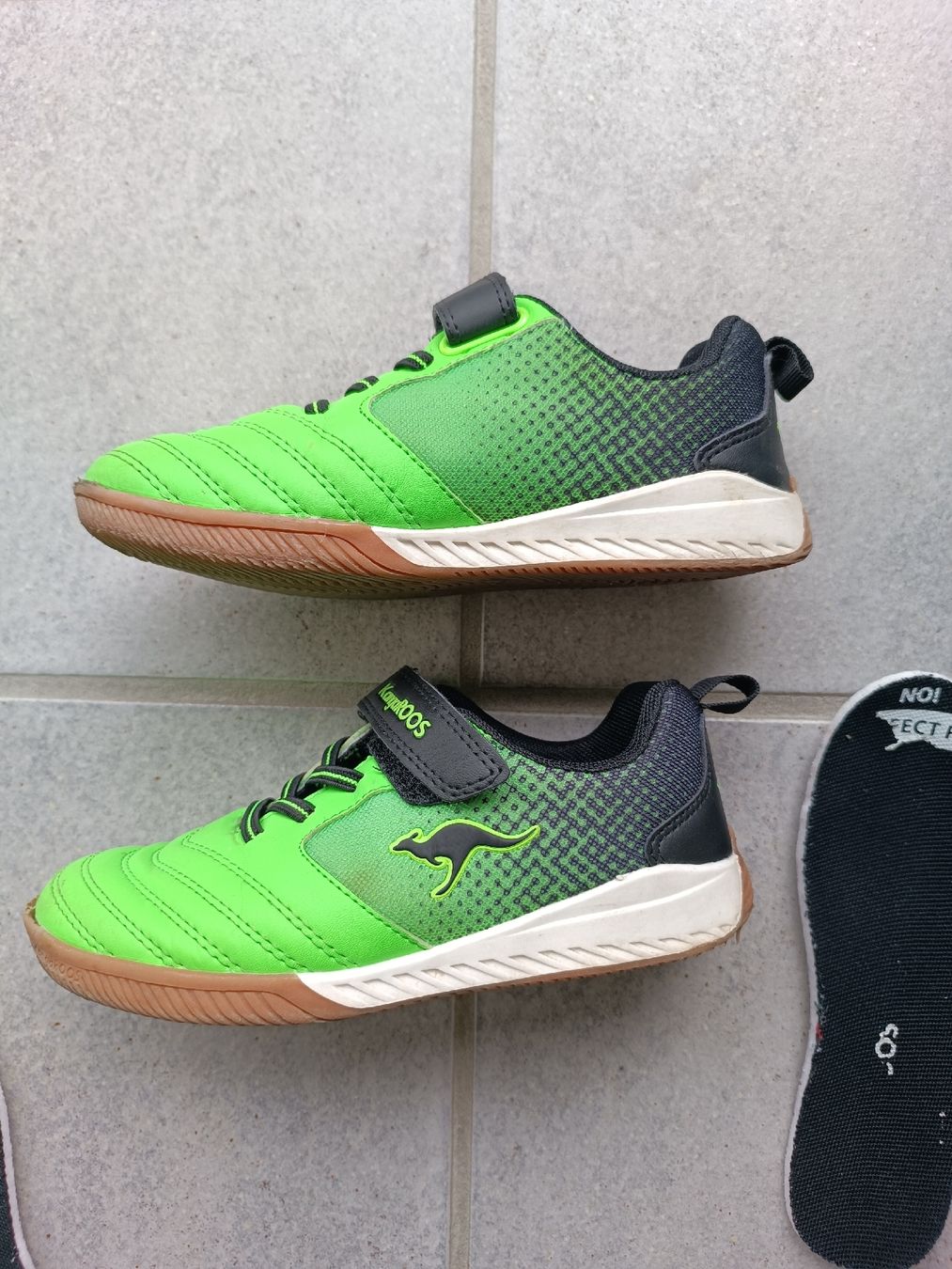 Scarpe per ragazzi: BASKETS KANGAROOS VERT 30 – Usato da Sierre venduto da shirley04 2