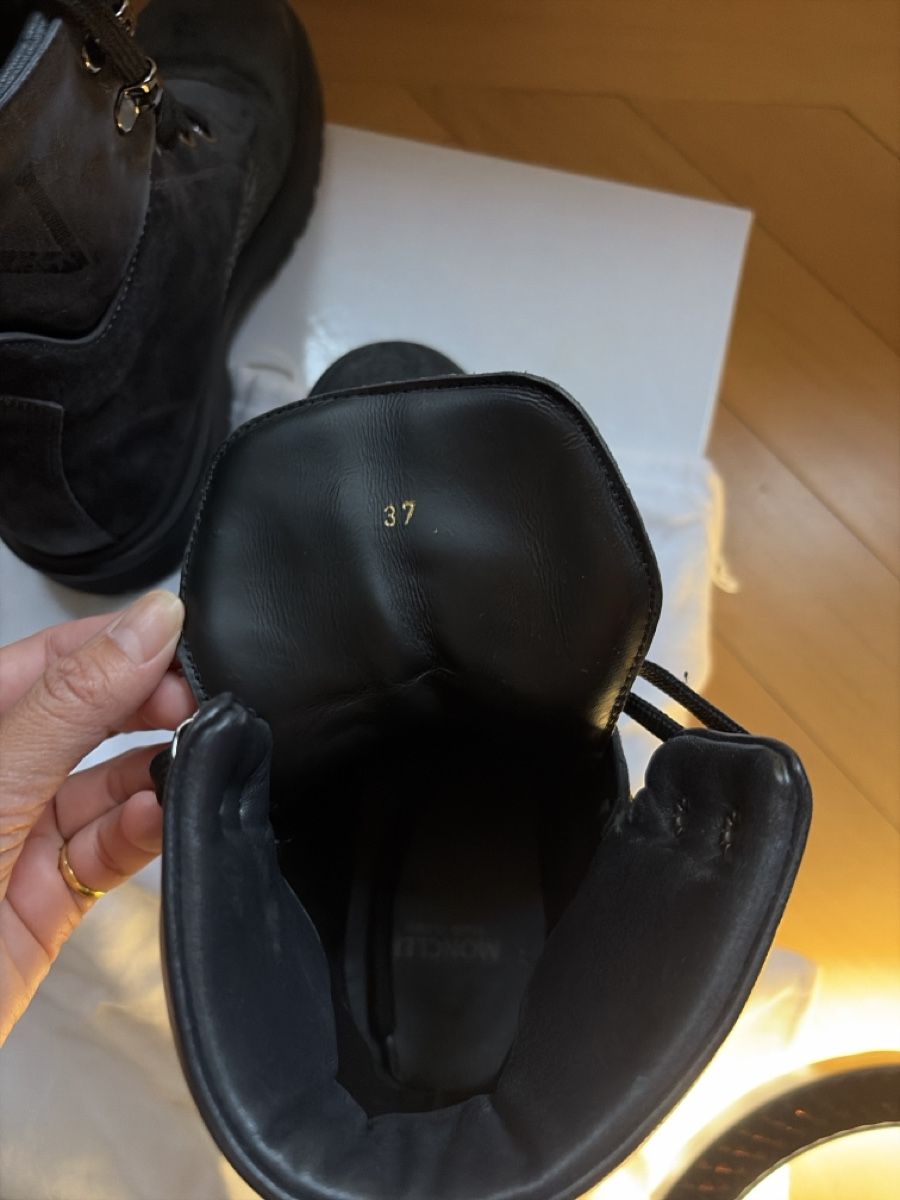 Moncler Scarpe da donna: Moncler boots  – Usato da Zürich venduto da modcoss 4