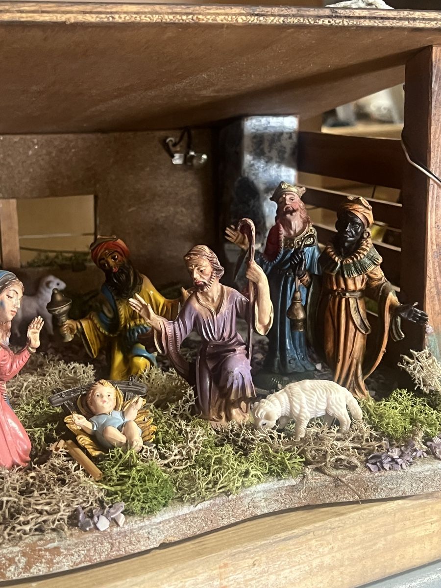 Toutes les décorations: Weihnachtskrippe Figuren Holz beleuchtet gebrauchter – D'occasion à Dittingen par Bellevista 2