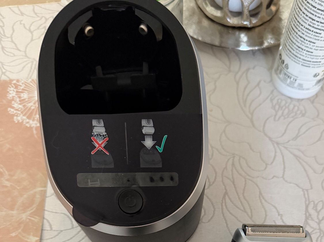 Braun Rasoi & Lamette da barba: Braun Serie 9 pro ab 69.- – Usato da Härkingen venduto da cinemaster 1
