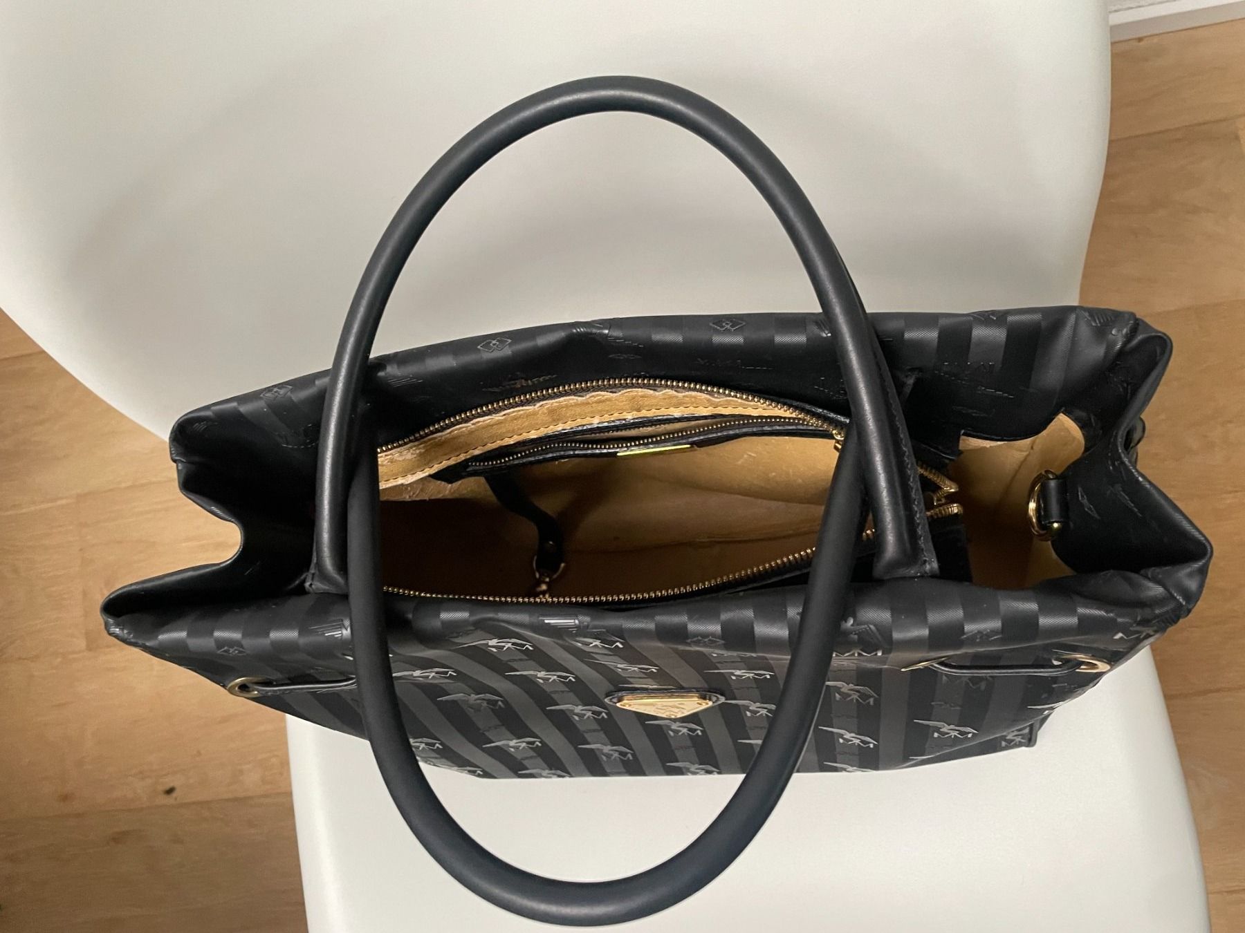 Maison Mollerus Borse: Maison Mollerus Handtasche – Usato da Aarburg venduto da Qin3ze 3