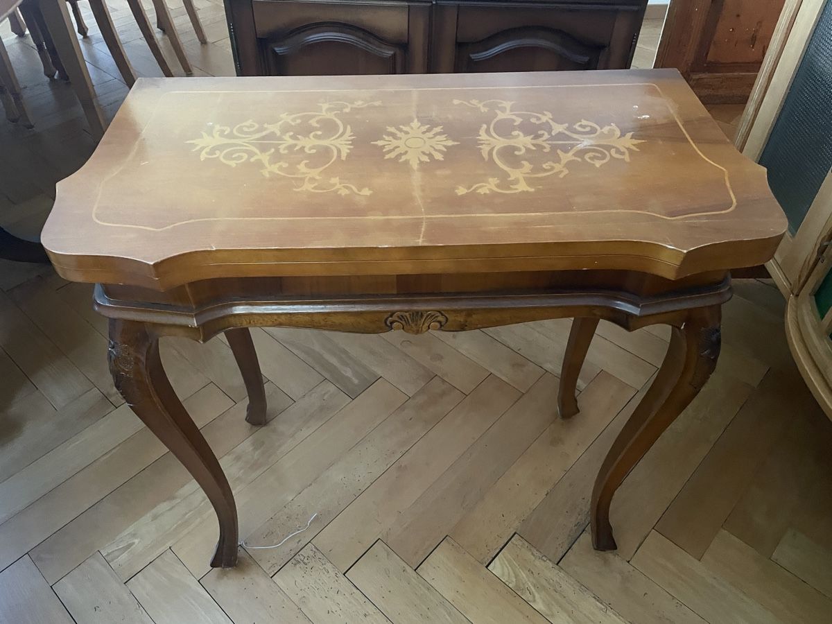 Tische: Kleiner Tisch – Gebraucht aus Walchwil von zim_pd6x