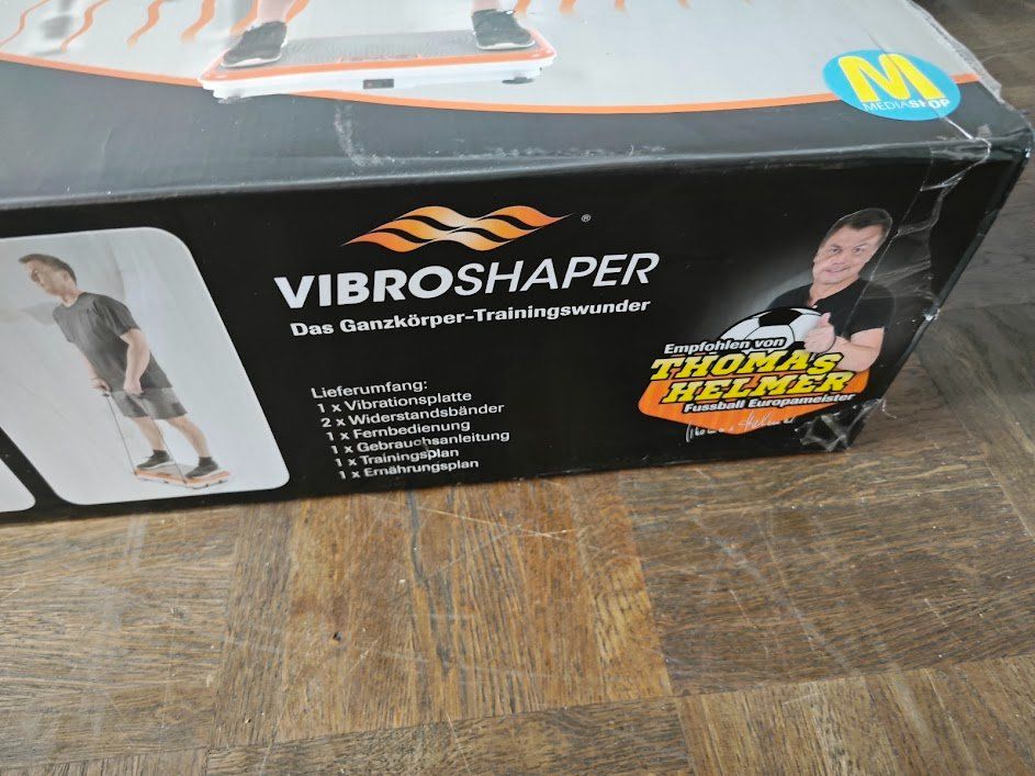 Vibroshaper Hometrainer: NEU Vibro Shaper Trainingsgerät Vibration Platform – Nuovo e nell'imballaggio originale da Toffen venduto da tara987 3
