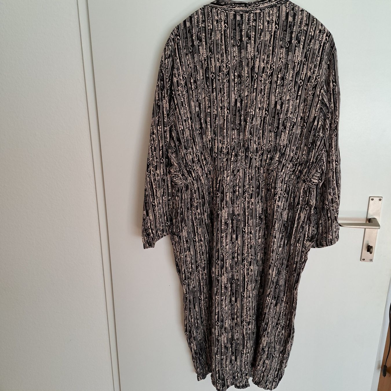 Cachet Vestiti: Sommerkleid langarm von CACHET – Usato da Grüningen venduto da Tappio 1
