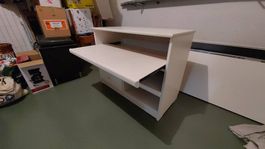 Weisse Kommode mit 2 Schubladen und ausziehbarem Tablar
