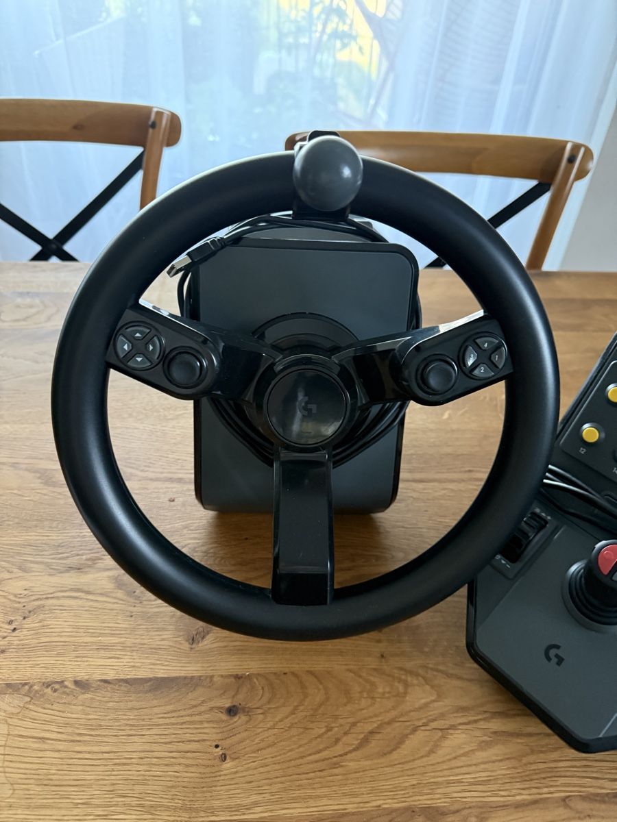 Logitech Controller: Landwirtschafts-Simulator PC Gaming Zubehör – Usato da Ebertswil venduto da sandritchas 1