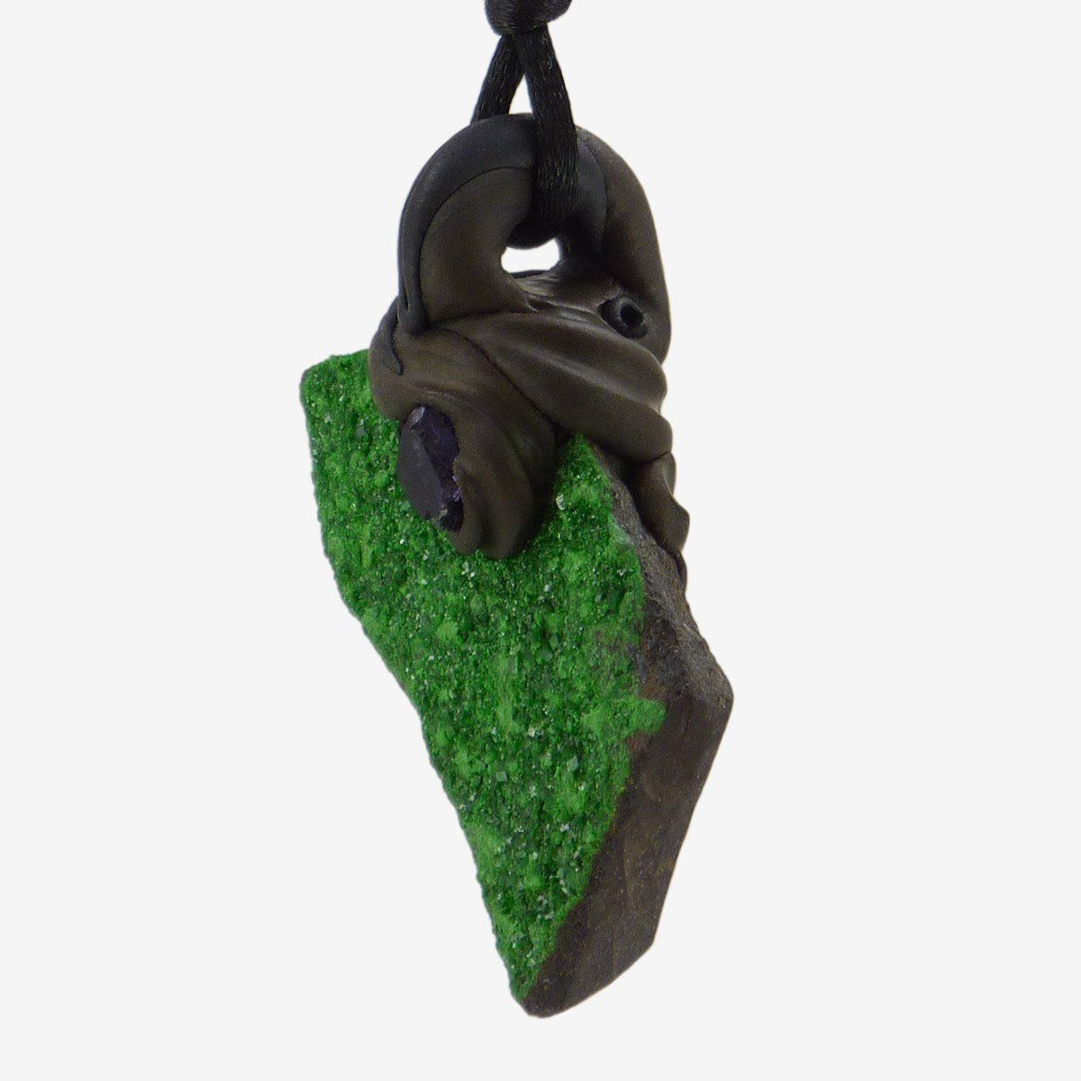 Pietre preziose: Uwarowit Steinanhänger mit eingefasstem Amethyst – Nuovo e nell'imballaggio originale da Meilen venduto da Kaleidoskopia 1