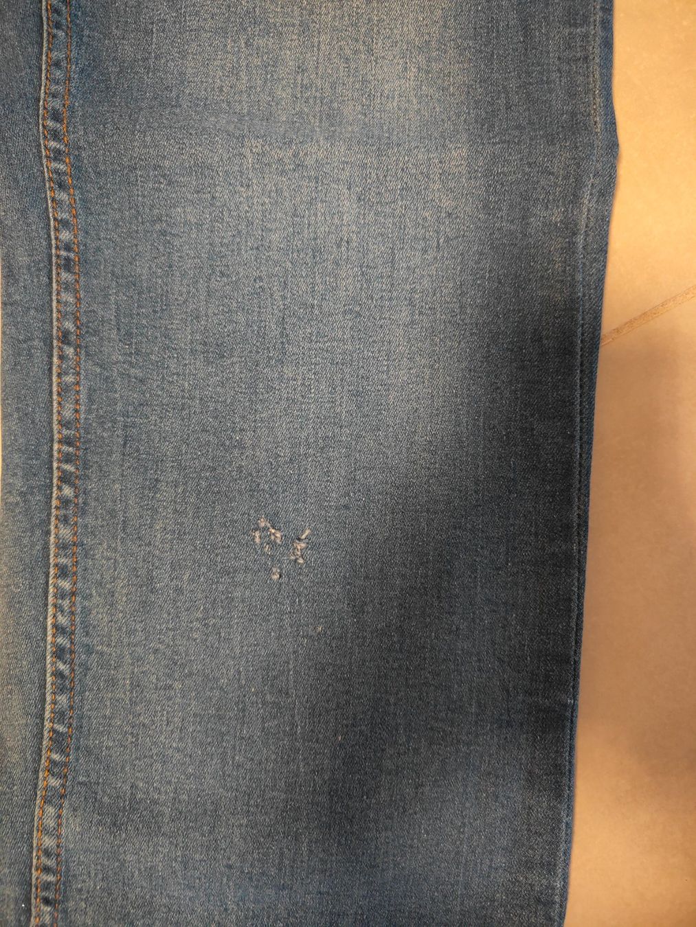 Pantalons: Gr 27 blaue Jeanshose kurz – D'occasion à St. Gallen par Bisaknosp 1