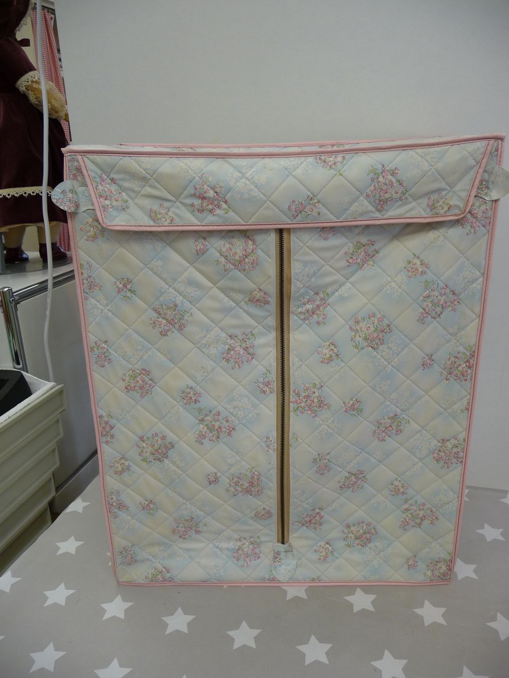 Bambole: Puppenschrank (Mottenschrank) – Usato da Rafz venduto da Powacaddy